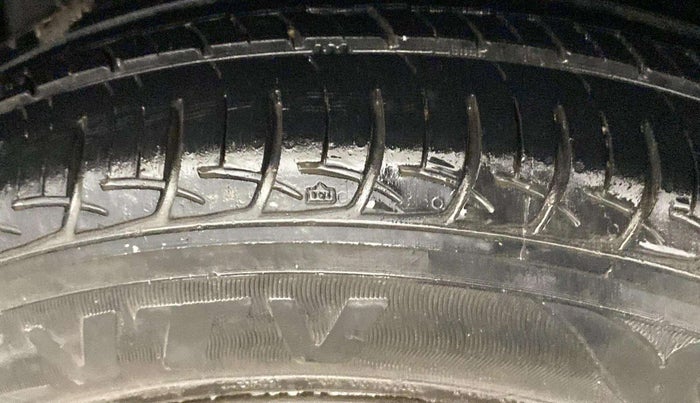 2019 Maruti Baleno DELTA PETROL 1.2, Petrol, Manual, 27,602 km, Right Rear Tyre Tread