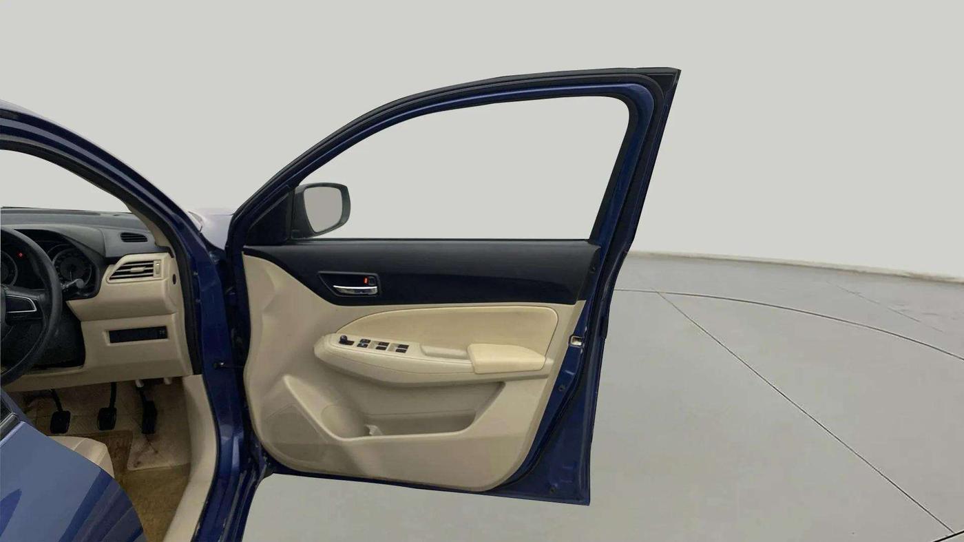 2017 Maruti Dzire VXI, Petrol, Manual, 41,307 km, RHS Front Door