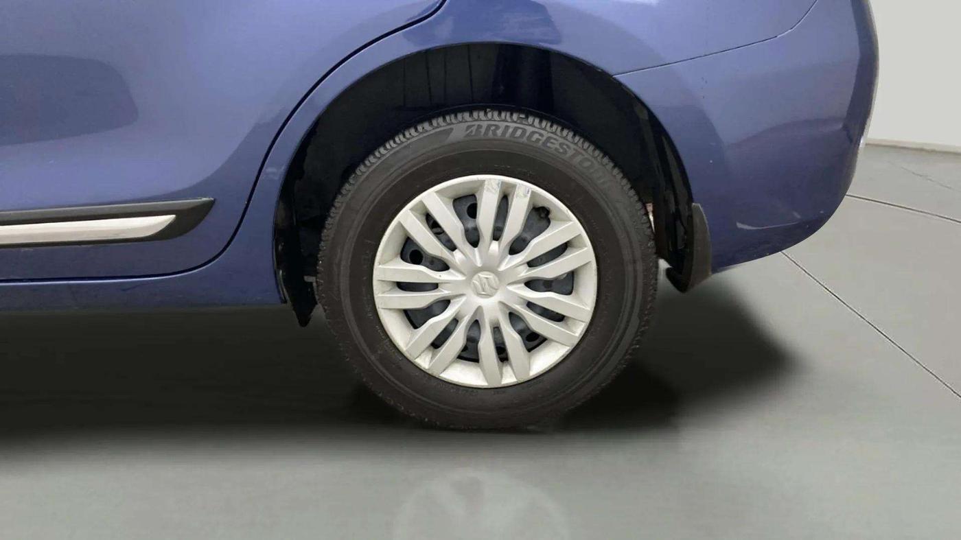 2017 Maruti Dzire VXI, Petrol, Manual, 41,307 km, Left Rear Wheel
