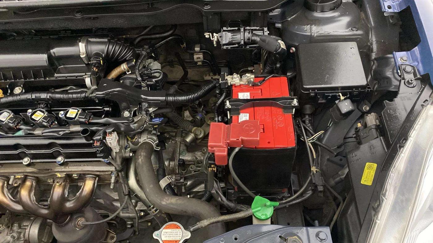2017 Maruti Dzire VXI, Petrol, Manual, 41,307 km, Engine View - Left