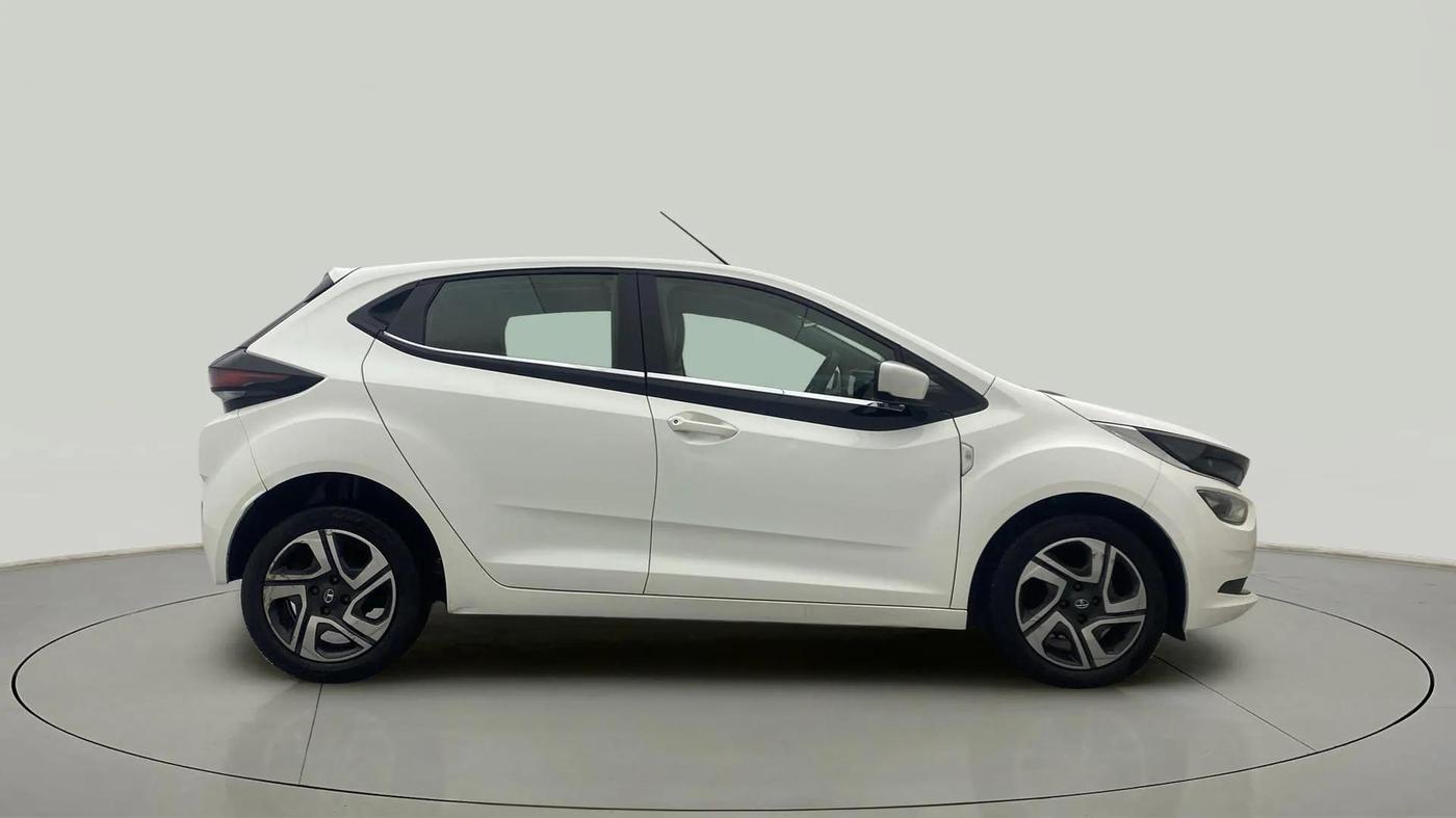 2021 Tata ALTROZ XM PETROL, Petrol, Manual, 49,460 km, Right Side View