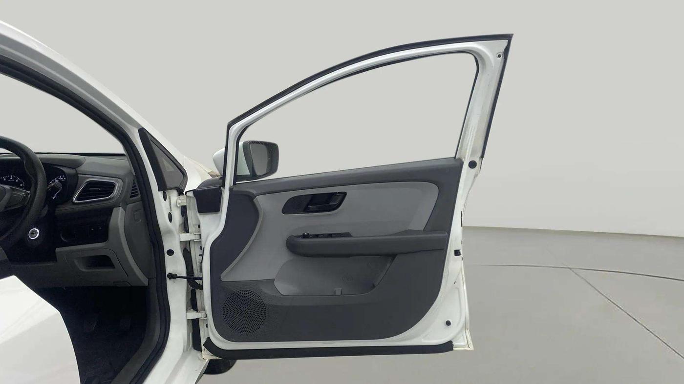 2021 Tata ALTROZ XM PETROL, Petrol, Manual, 49,460 km, RHS Front Door