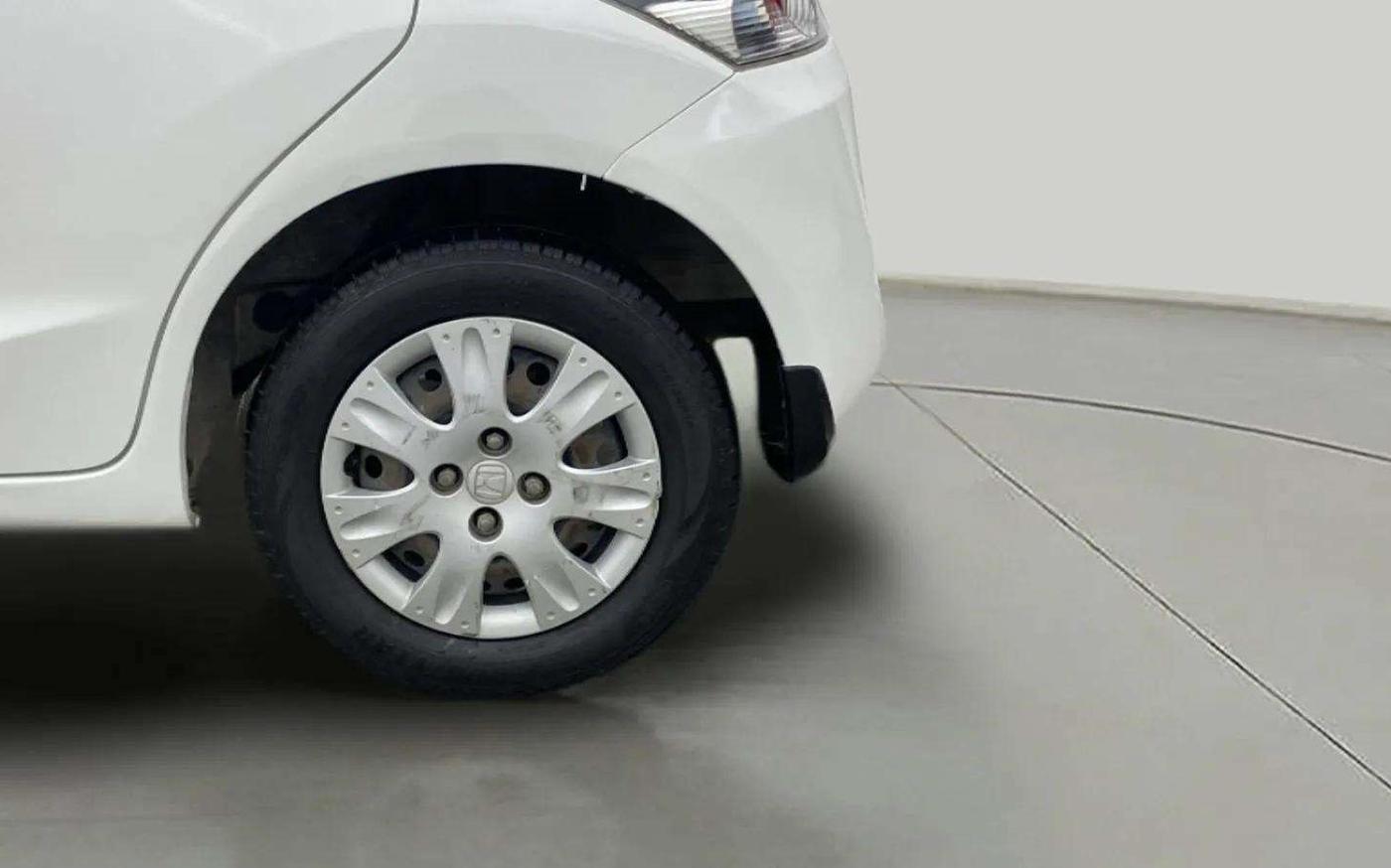2014 Honda Brio S MT, Petrol, Manual, 29,233 km, Left Rear Wheel