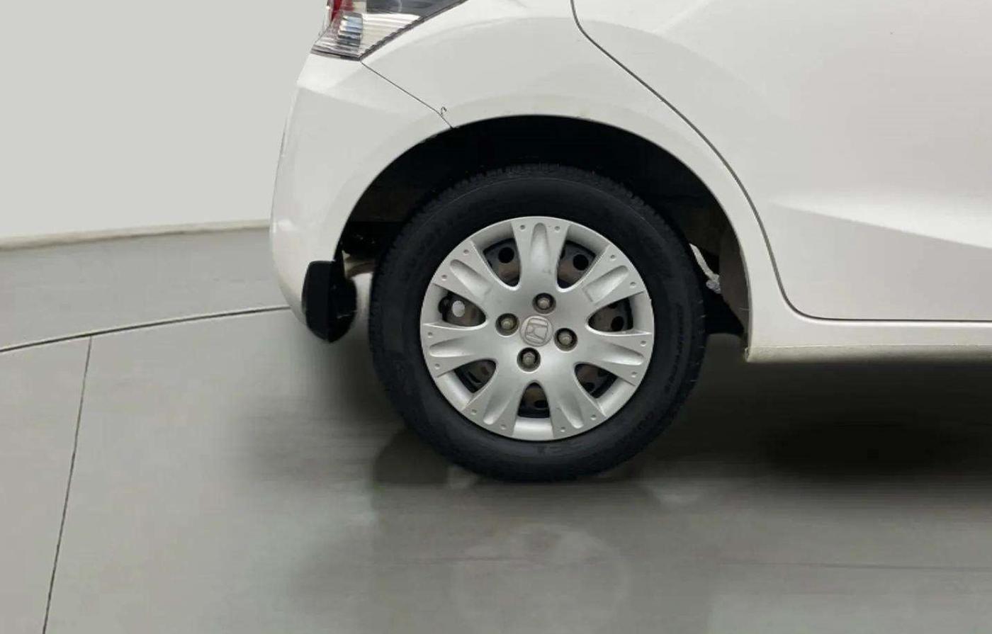 2014 Honda Brio S MT, Petrol, Manual, 29,233 km, Right Rear Wheel