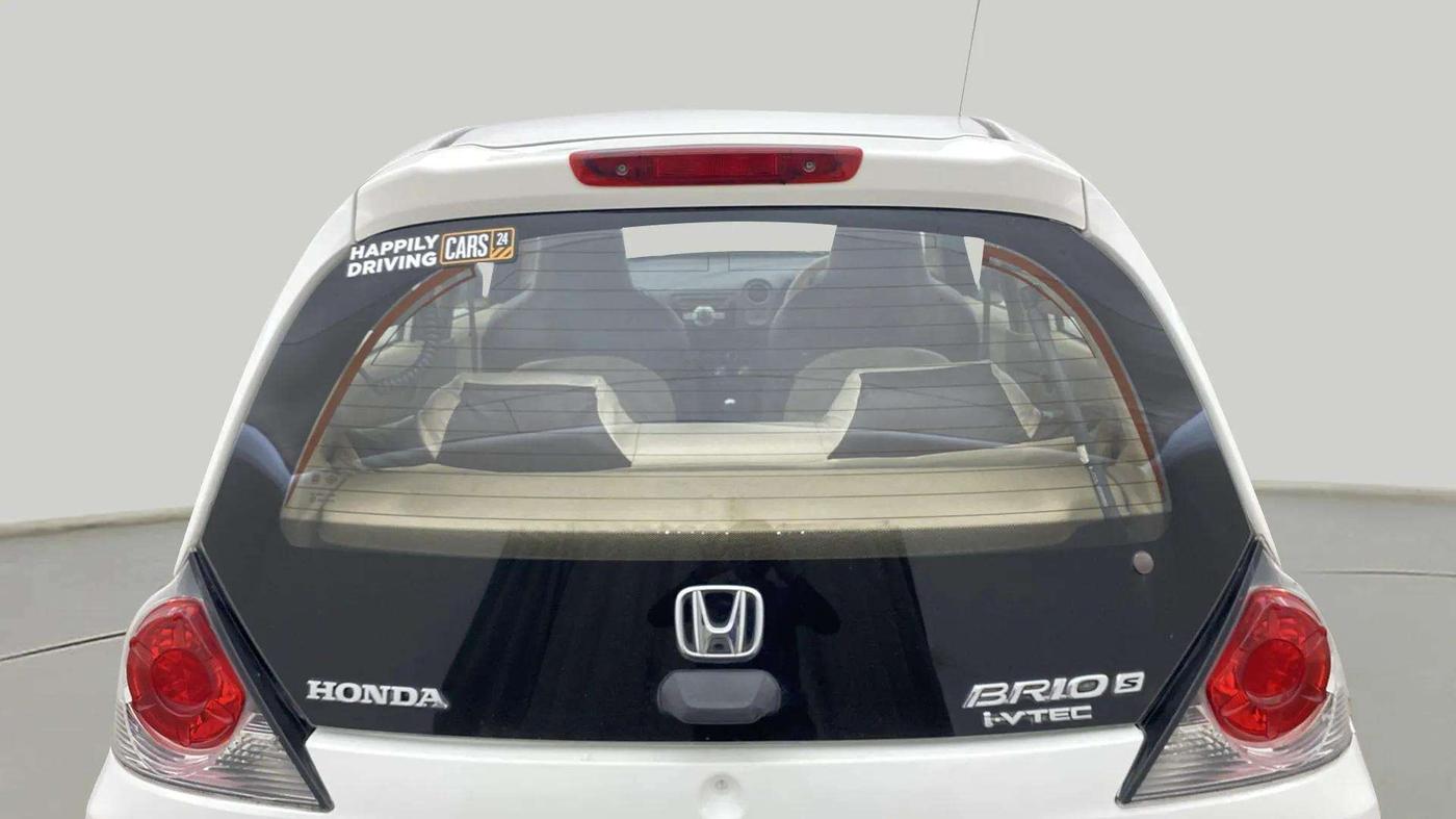 2014 Honda Brio S MT, Petrol, Manual, 29,233 km, Rear Windshield
