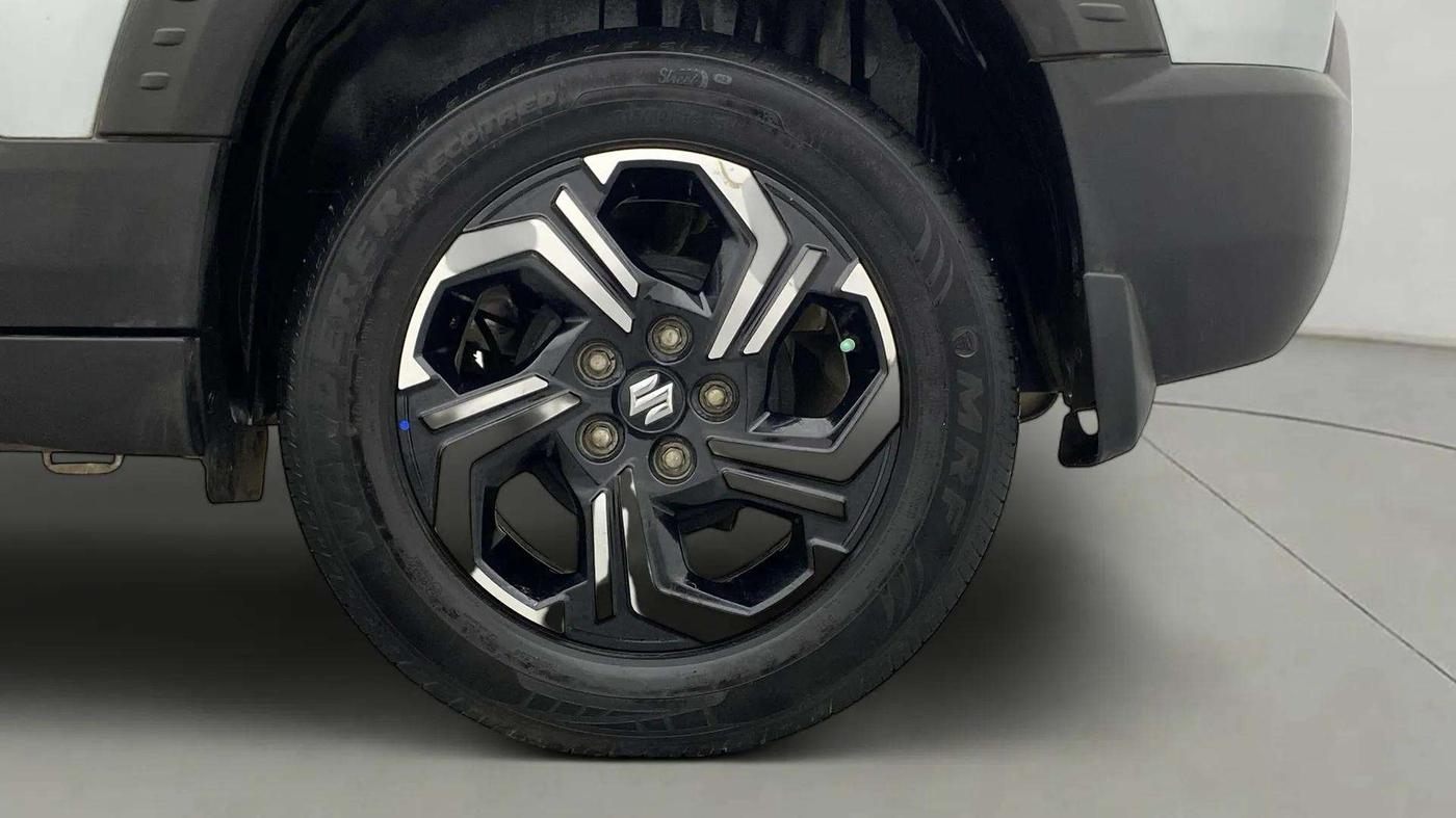 2024 Maruti BREZZA ZXI + SMART HYBRID, Petrol, Manual, 20,132 km, Left Rear Wheel