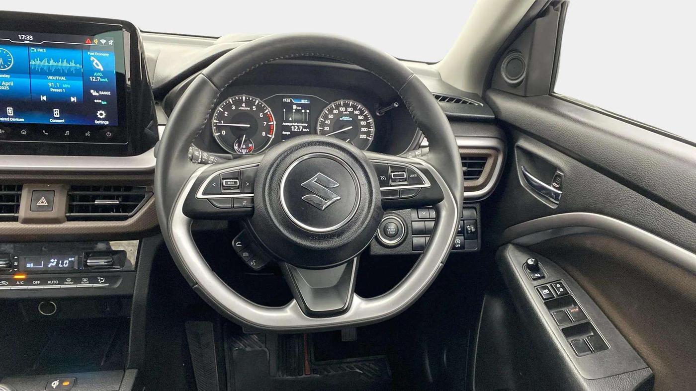 2024 Maruti BREZZA ZXI + SMART HYBRID, Petrol, Manual, 20,132 km, Steering Wheel Close Up