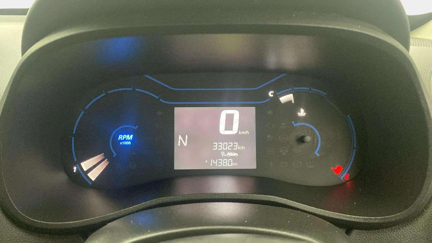 2022 Renault Kwid CLIMBER 1.0 AMT Dual Tone , Petrol, Automatic, 33,027 km, Odometer Image