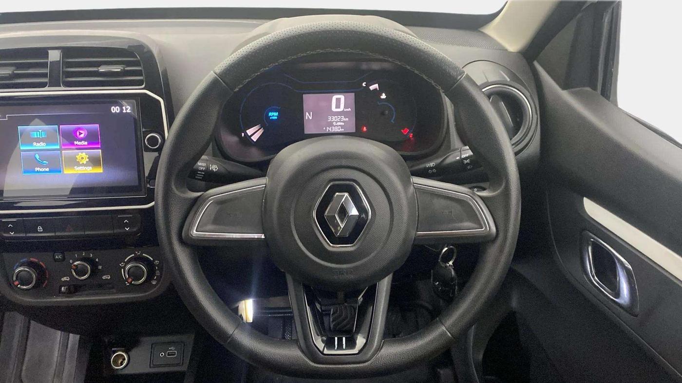 2022 Renault Kwid CLIMBER 1.0 AMT Dual Tone , Petrol, Automatic, 33,027 km, Steering Wheel Close Up