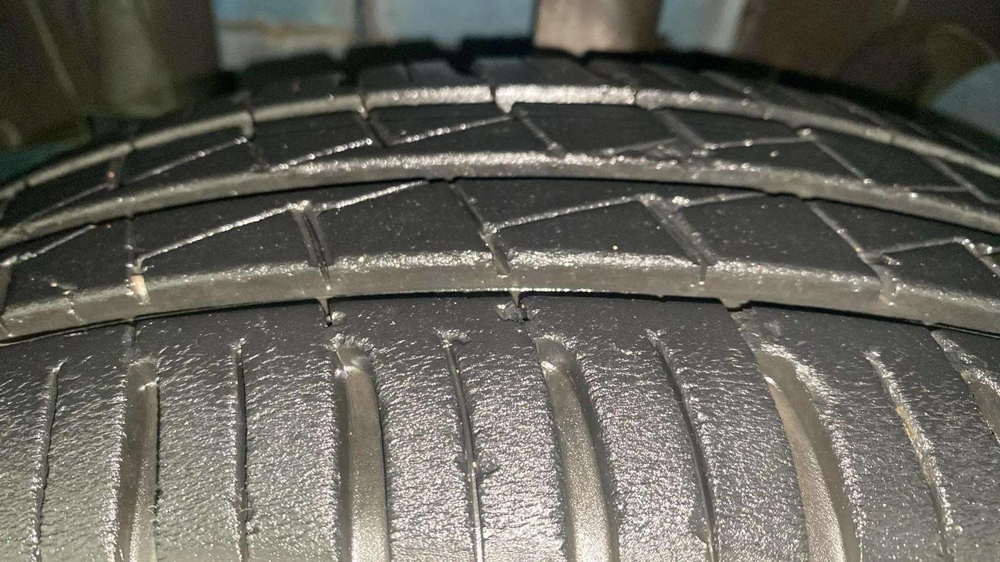 2023 Renault Kwid RXT 1.0, Petrol, Manual, 7,338 km, Left Front Tyre Tread