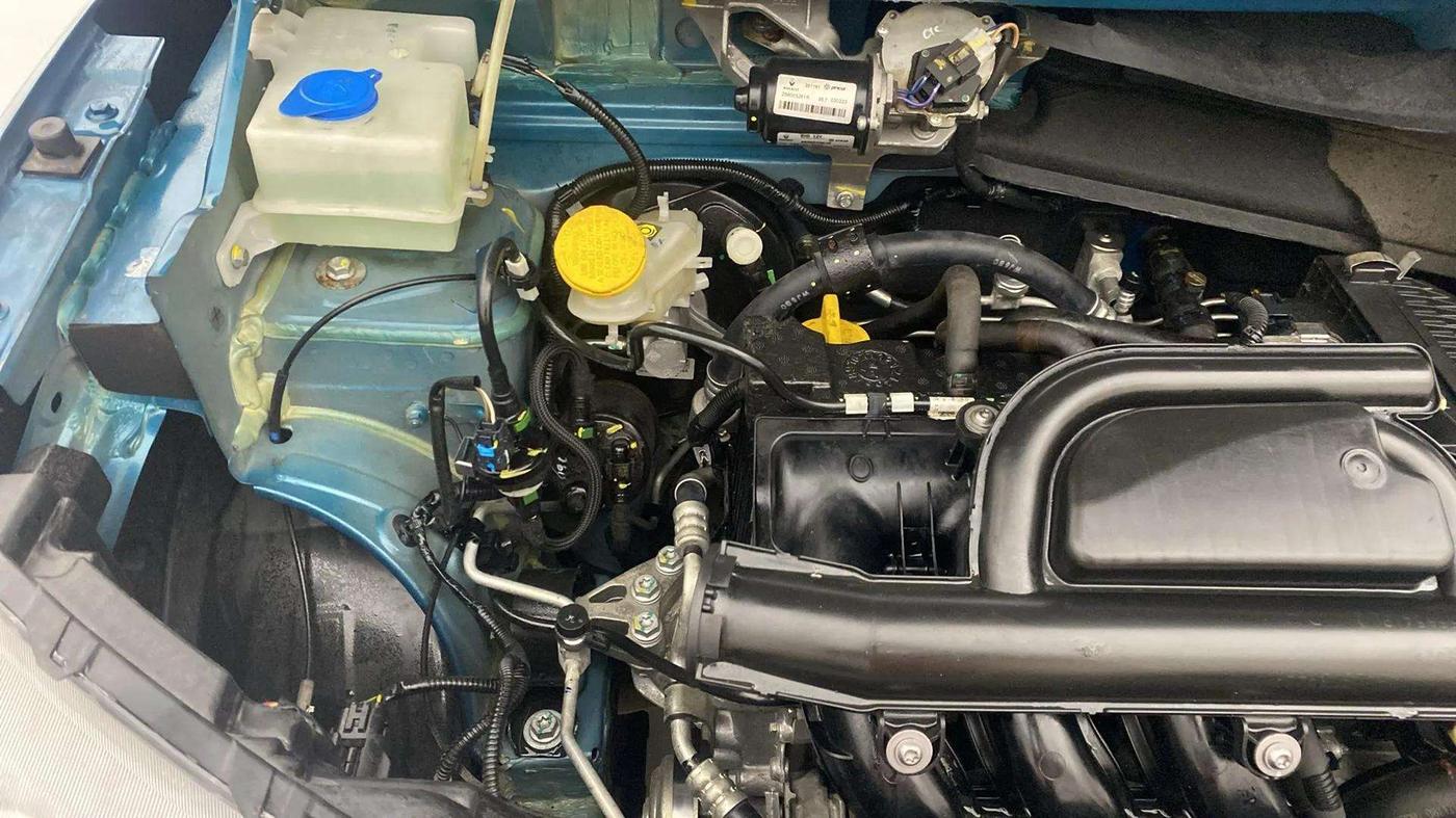 2023 Renault Kwid RXT 1.0, Petrol, Manual, 7,338 km, Engine View - Right
