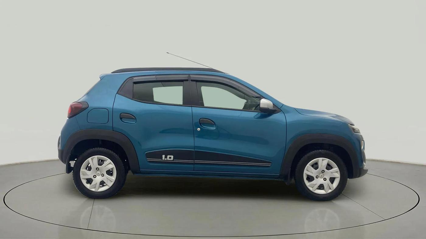 2023 Renault Kwid RXT 1.0, Petrol, Manual, 7,338 km, Right Side View