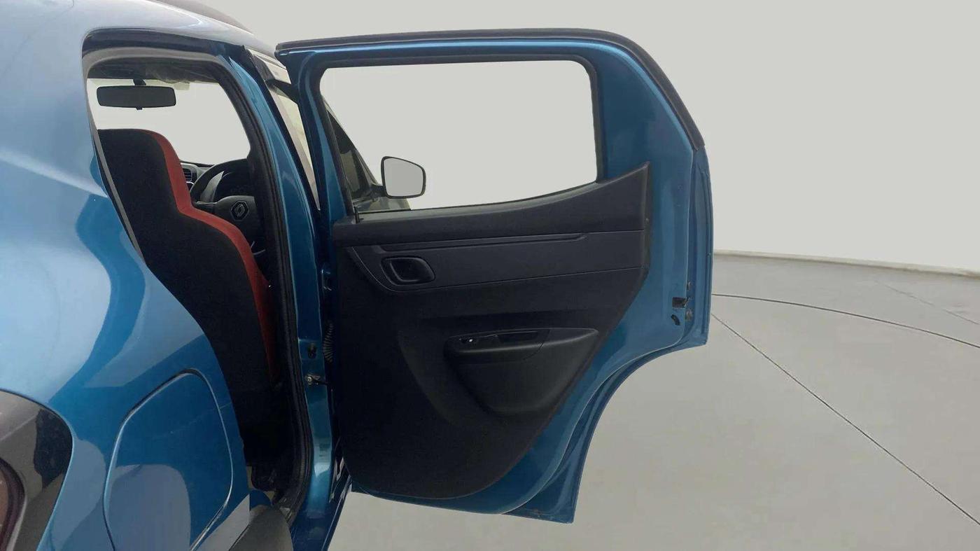 2023 Renault Kwid RXT 1.0, Petrol, Manual, 7,338 km, RHS Rear Door