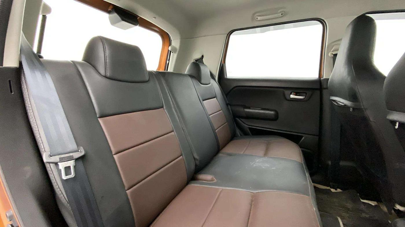 2019 Maruti New Wagon-R ZXI 1.2 AMT, Petrol, Automatic, 41,428 km, Right Side Rear Door Cabin