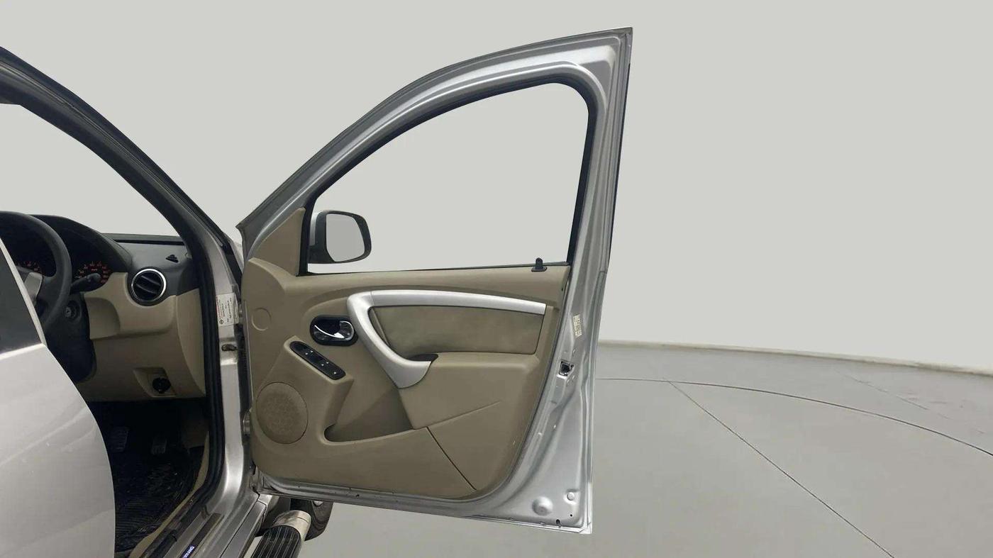 2013 Nissan Terrano XL (P), Petrol, Manual, 51,321 km, RHS Front Door