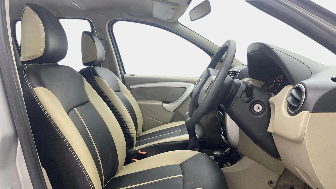 2013 Nissan Terrano XL (P), Petrol, Manual, 51,321 km, Right Side Front Door Cabin