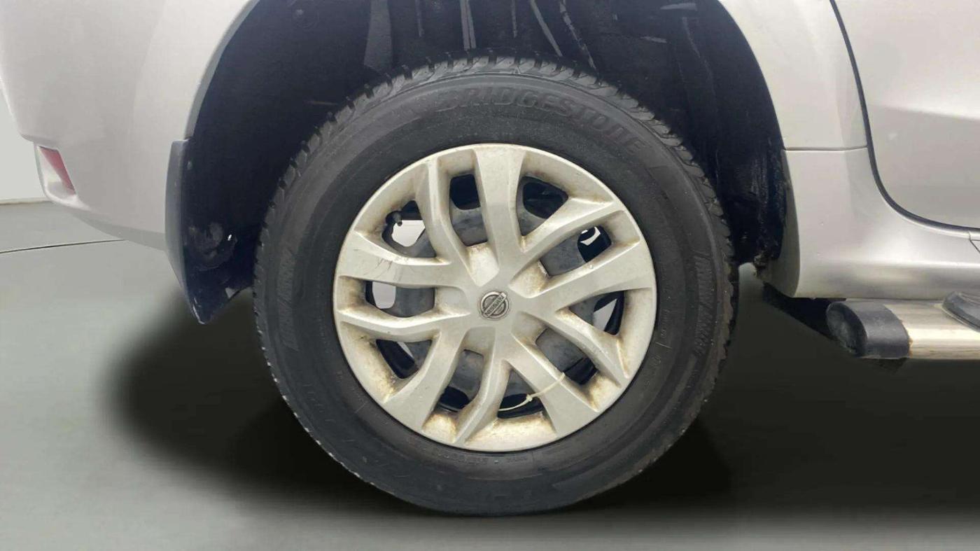 2013 Nissan Terrano XL (P), Petrol, Manual, 51,321 km, Right Rear Wheel