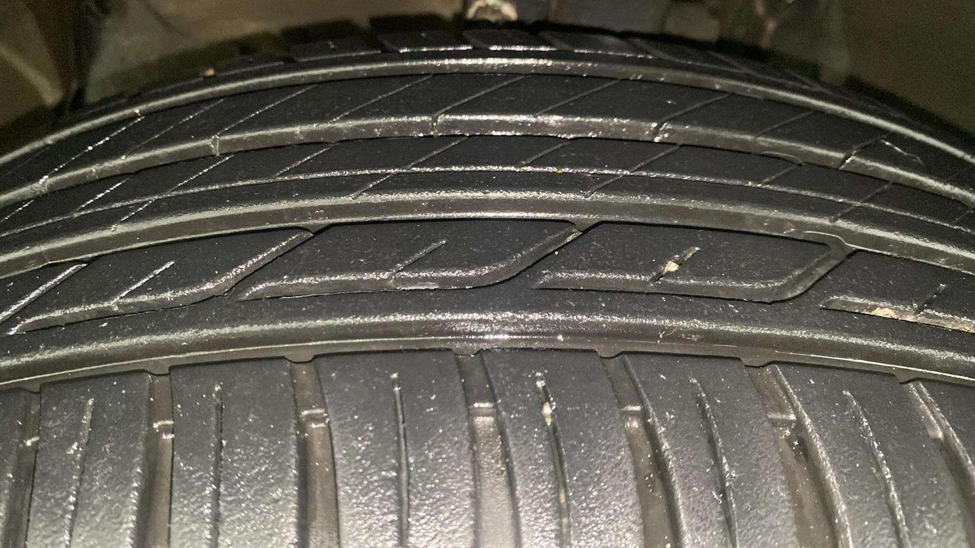 2013 Nissan Terrano XL (P), Petrol, Manual, 51,321 km, Left Front Tyre Tread