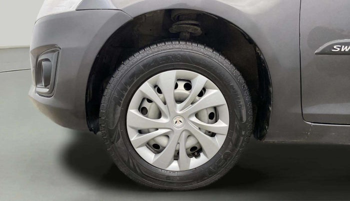 2015 Maruti Swift LXI (O), CNG, Manual, 89,496 km, Left Front Wheel