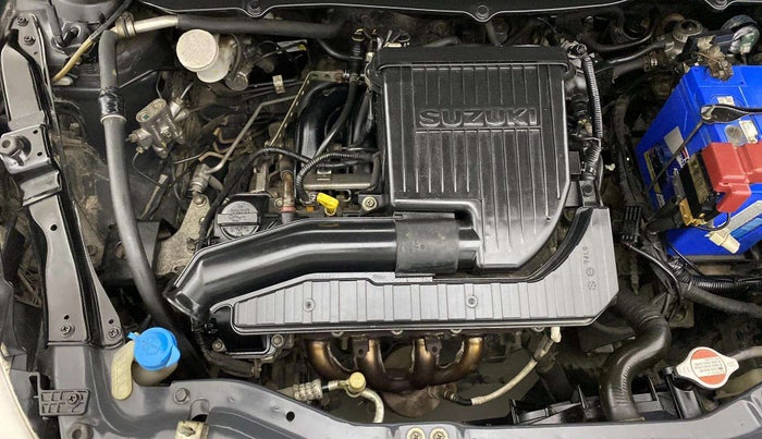 2015 Maruti Swift LXI (O), CNG, Manual, 89,496 km, Engine View - Right