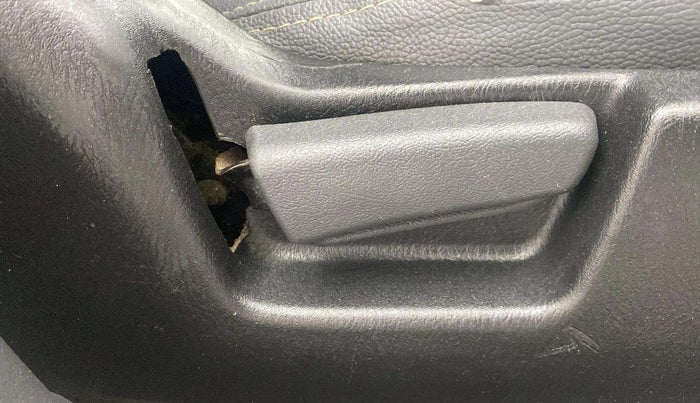 2018 Maruti Alto K10 VXI, Petrol, Manual, 70,491 km, Driver Side Adjustment Panel