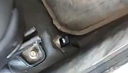 2018 Maruti Alto K10 VXI, Petrol, Manual, 70,491 km, Dicky (Boot door) - Handle has minor damage