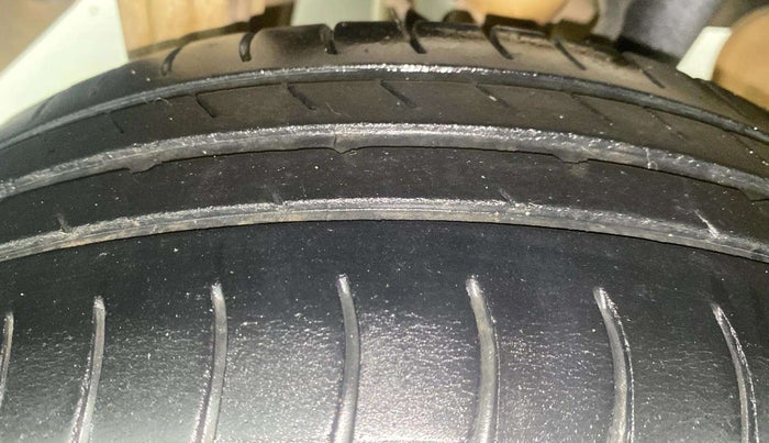 2018 Maruti Alto K10 VXI, Petrol, Manual, 70,491 km, Right Rear Tyre Tread