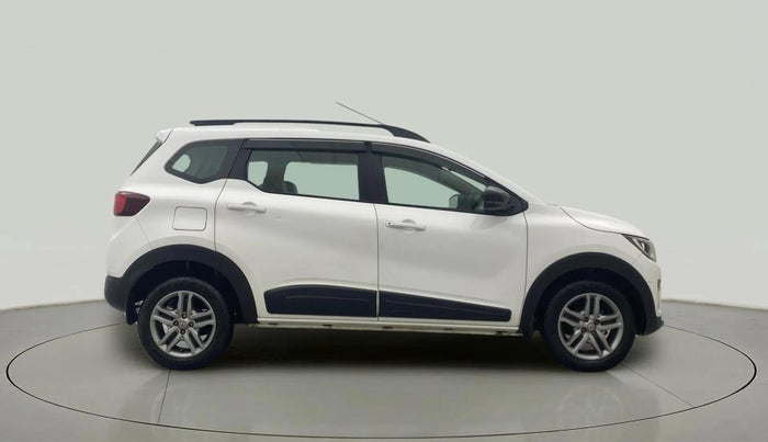 2022 Renault TRIBER RXZ, Petrol, Manual, 27,787 km, Right Side View