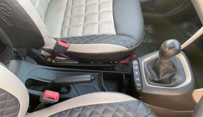 2019 Hyundai NEW SANTRO MAGNA CNG, CNG, Manual, 25,938 km, Gear Lever