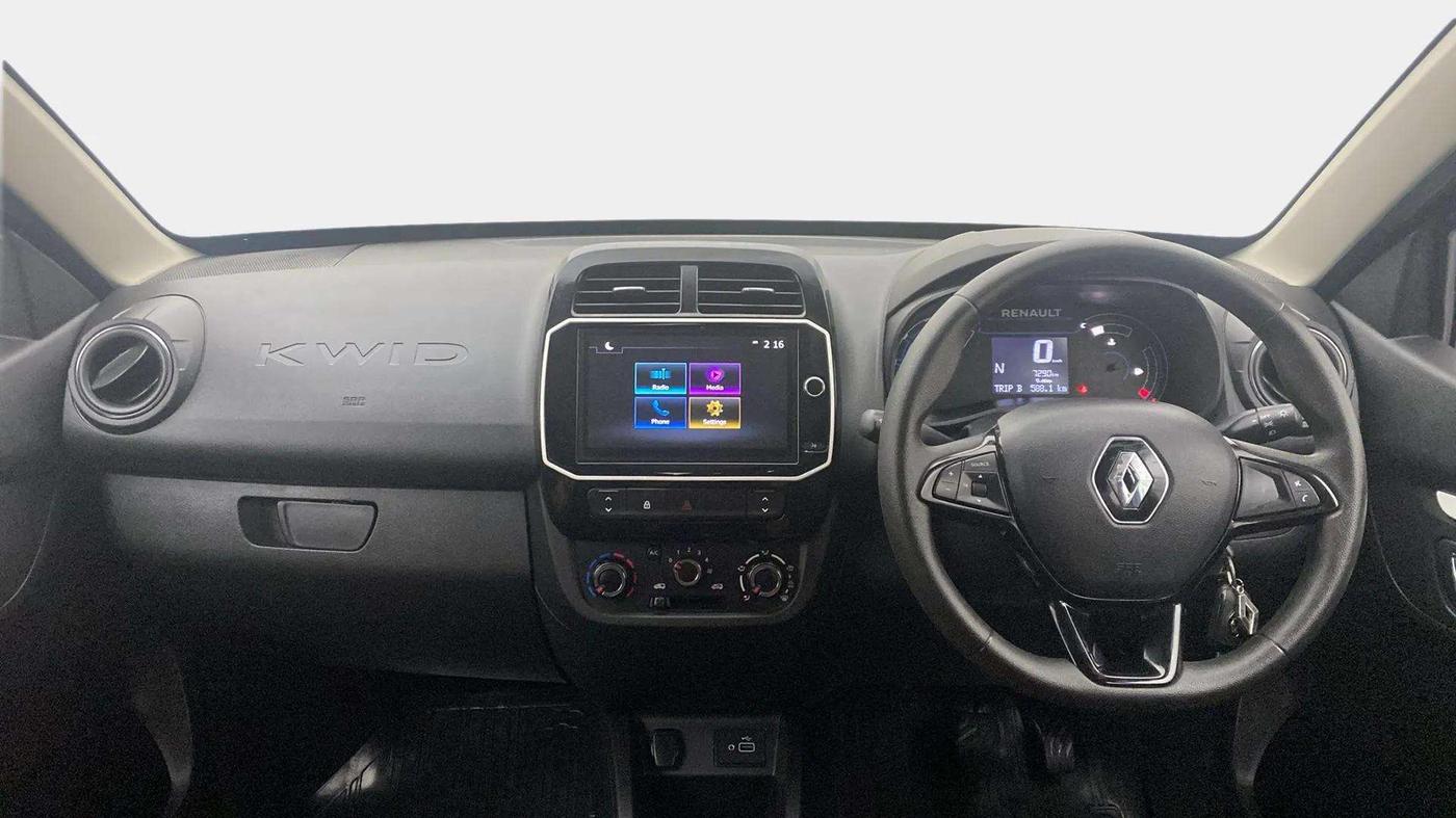 2023 Renault Kwid CLIMBER Urban Night Limited Edition AMT, Petrol, Automatic, 7,391 km, Dashboard