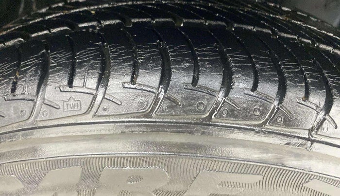 2019 Datsun Go Plus T CVT, Petrol, Automatic, 29,849 km, Right Front Tyre Tread