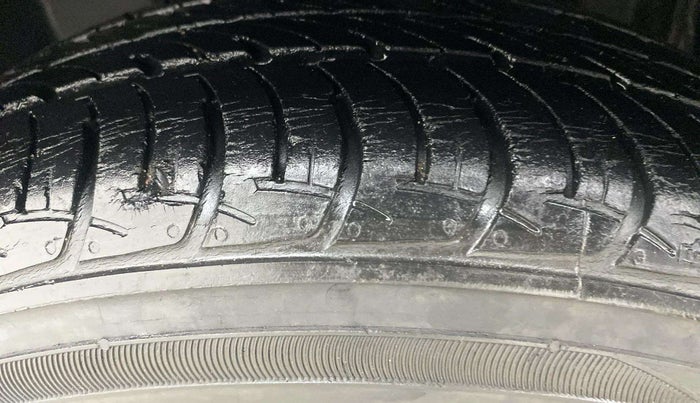 2019 Datsun Go Plus T CVT, Petrol, Automatic, 29,849 km, Left Front Tyre Tread