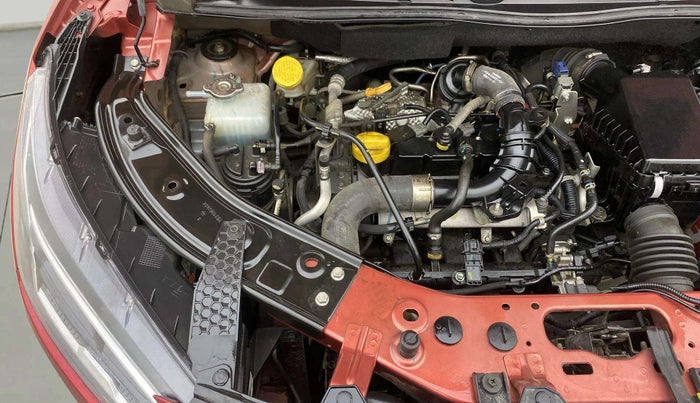 2021 Nissan MAGNITE XV PREMIUM TURBO CVT, Petrol, Automatic, 23,462 km, Engine View - Right