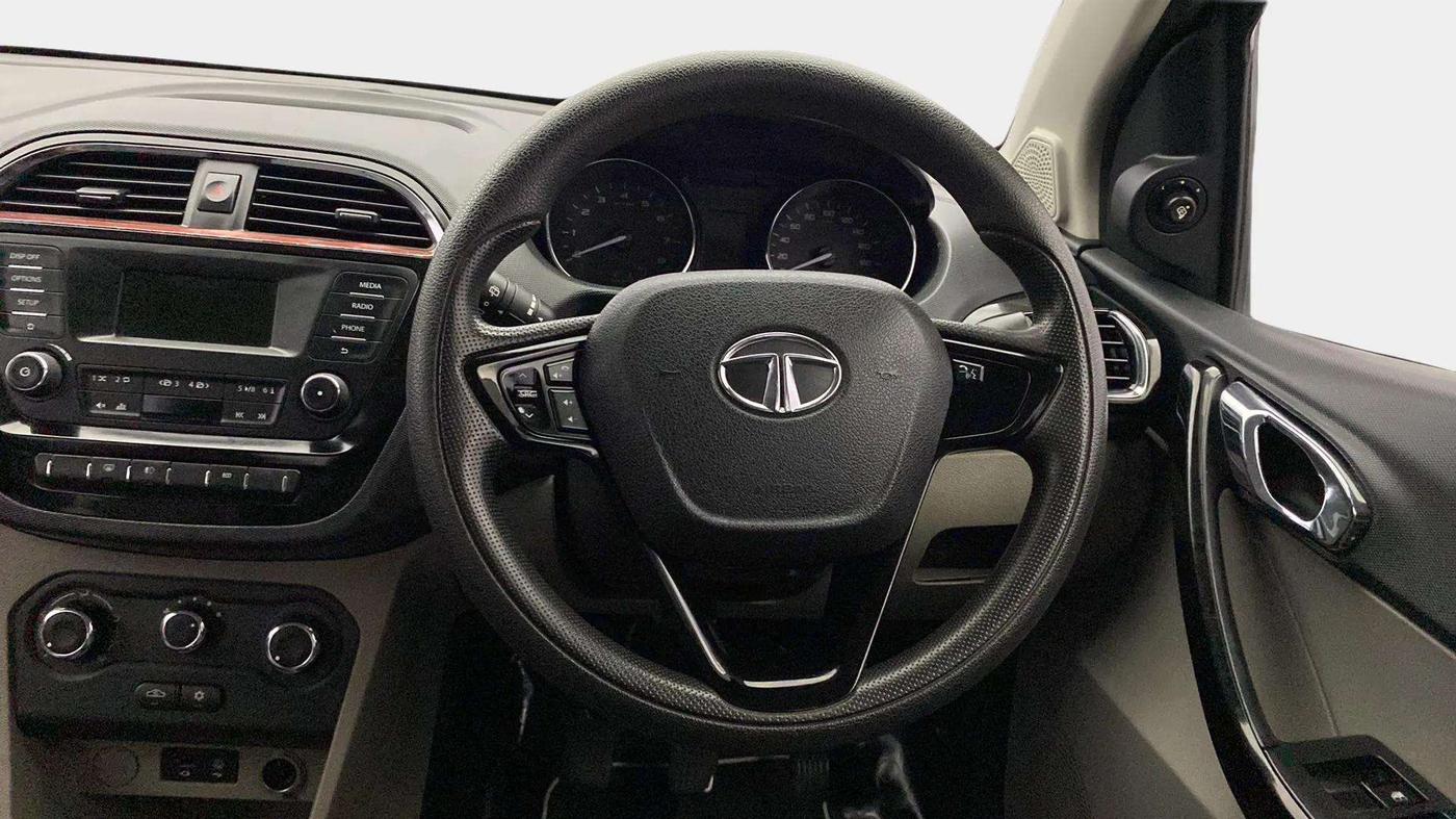 2018 Tata Tiago XZ PETROL, Petrol, Manual, 77,715 km, Steering Wheel Close Up