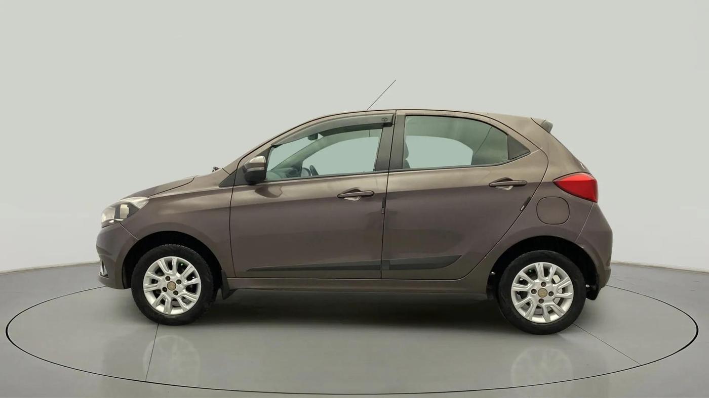 2018 Tata Tiago XZ PETROL, Petrol, Manual, 77,715 km, Left Side