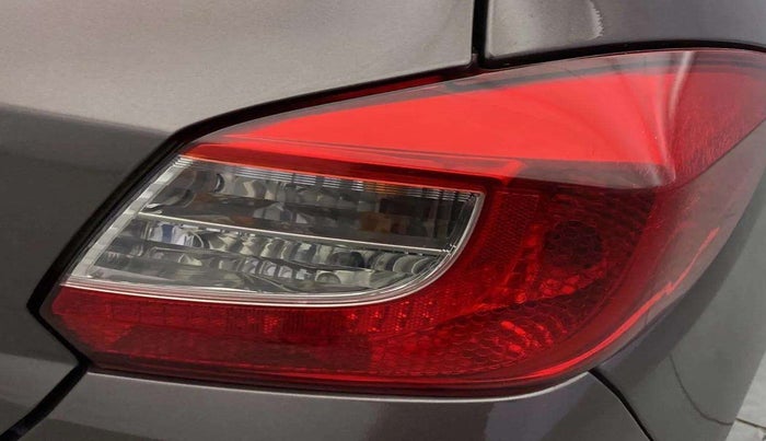 2018 Tata Tiago XZ PETROL, Petrol, Manual, 77,674 km, Right tail light - Minor damage