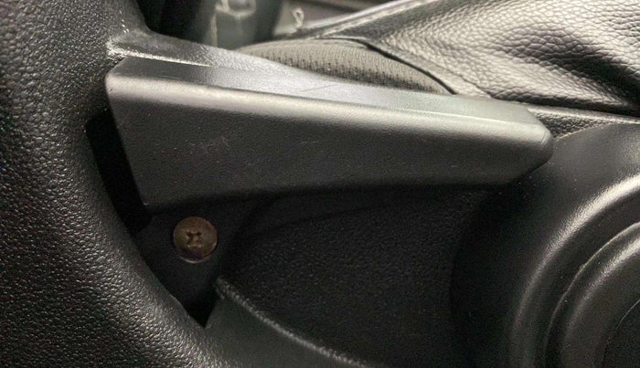 2018 Tata Tiago XZ PETROL, Petrol, Manual, 77,674 km, Driver Side Adjustment Panel