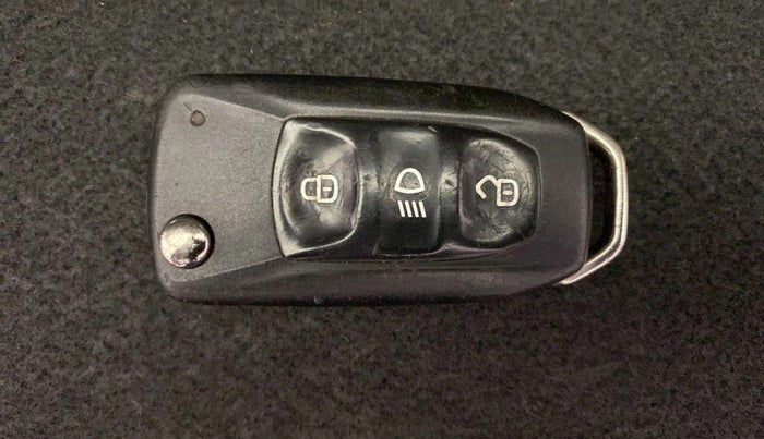 2018 Tata Tiago XZ PETROL, Petrol, Manual, 77,674 km, Key Close Up