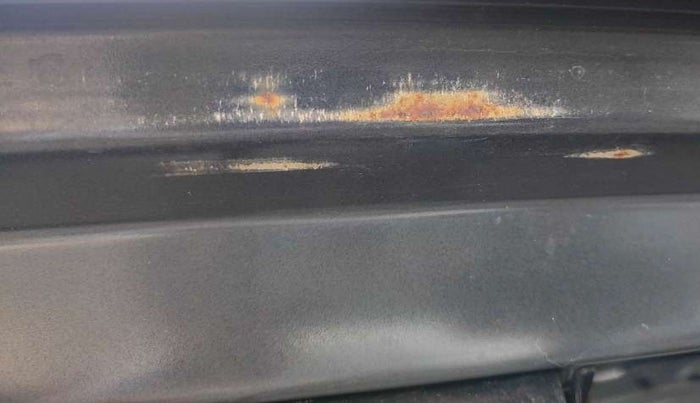 2015 Maruti Ciaz ZXI AT, Petrol, Automatic, 76,768 km, Dicky (Boot door) - Slightly rusted