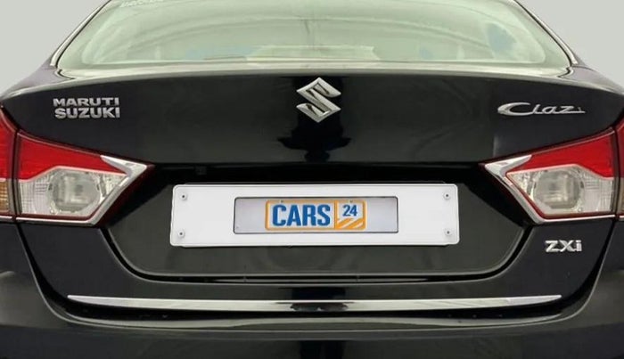 2015 Maruti Ciaz ZXI AT, Petrol, Automatic, 76,768 km, Dicky (Boot door) - Minor scratches