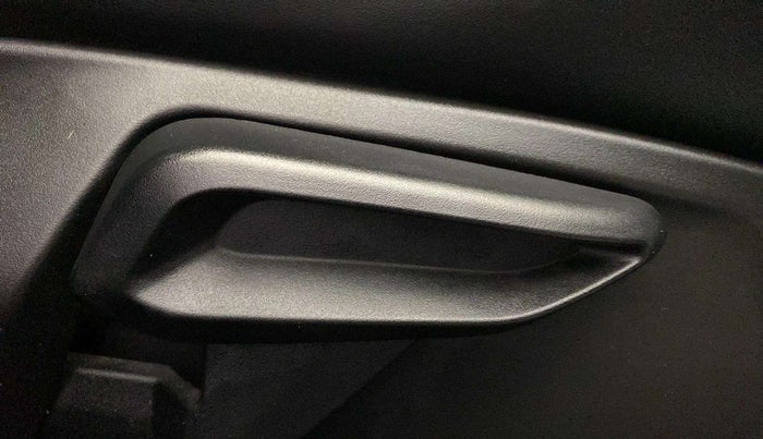 2021 Tata NEXON XZ PLUS (O) PETROL DARK EDITION, Petrol, Manual, 42,084 km, Driver Side Adjustment Panel