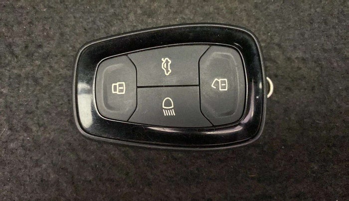 2021 Tata NEXON XZ PLUS (O) PETROL DARK EDITION, Petrol, Manual, 42,084 km, Key Close Up