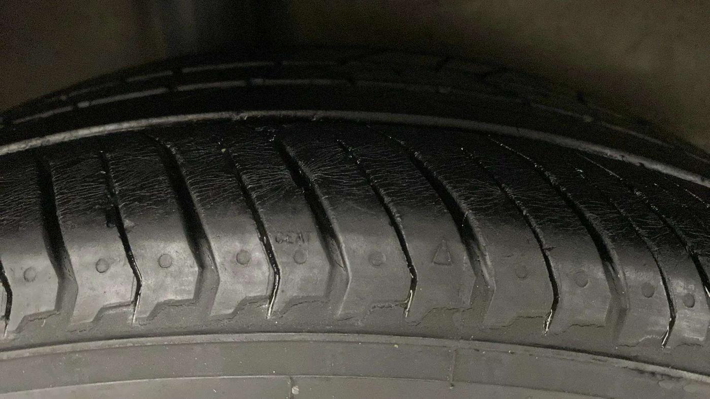 2018 Honda WR-V 1.2L I-VTEC VX MT, Petrol, Manual, 61,442 km, Right Rear Tyre Tread