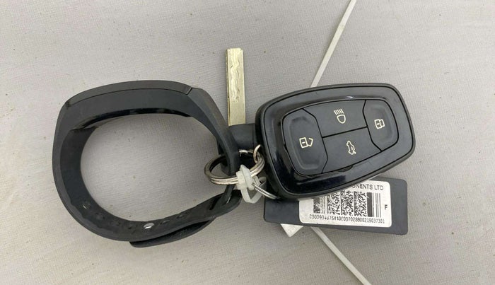 2019 Tata NEXON XZA PLUS PETROL DUAL TONE, Petrol, Automatic, 78,517 km, Key Close Up