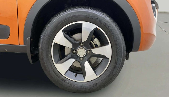 2019 Tata NEXON XZA PLUS PETROL DUAL TONE, Petrol, Automatic, 78,517 km, Right Front Wheel