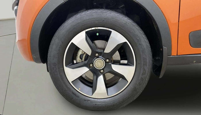 2019 Tata NEXON XZA PLUS PETROL DUAL TONE, Petrol, Automatic, 78,517 km, Left Front Wheel