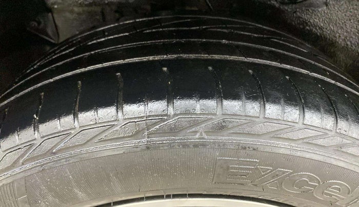 2019 Tata NEXON XZA PLUS PETROL DUAL TONE, Petrol, Automatic, 78,517 km, Right Rear Tyre Tread