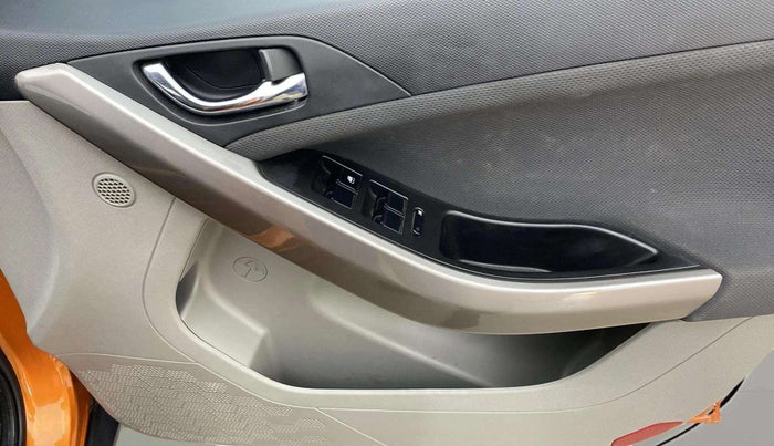 2019 Tata NEXON XZA PLUS PETROL DUAL TONE, Petrol, Automatic, 78,517 km, Driver Side Door Panels Control