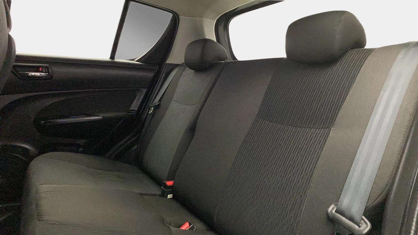 2016 Maruti Swift VXI O, Petrol, Manual, 32,311 km, Right Side Rear Door Cabin