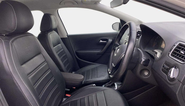 2021 Volkswagen Polo HIGHLINE PLUS 1.0L TSI AT, Petrol, Automatic, 25,313 km, Right Side Front Door Cabin